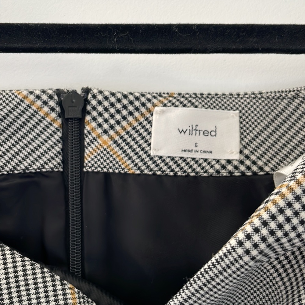 Wilfred Classic Mini Skirt
